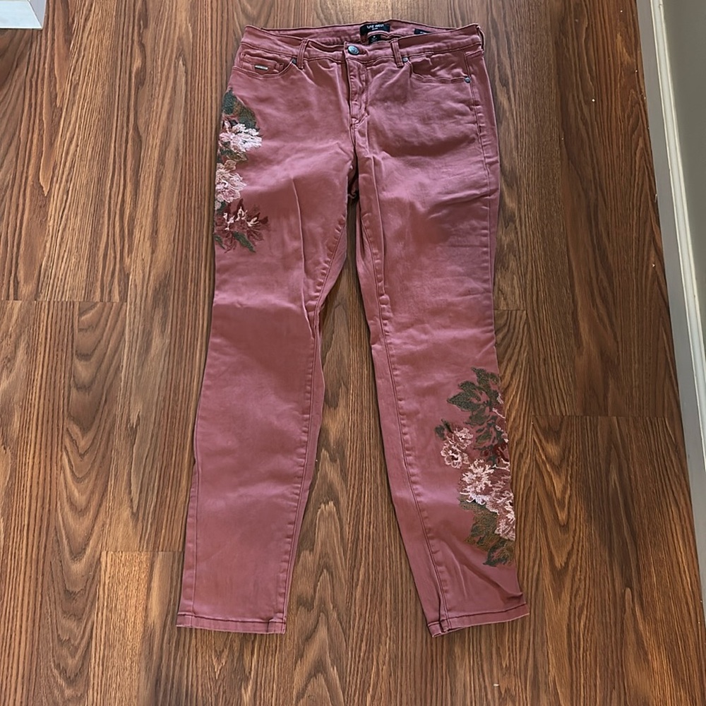 Floral stitching style jeans